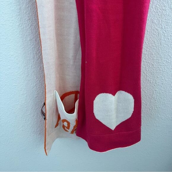 Jonathan Adler Reversible Peace Love Scarf with Hand Pockets - Picture 6 of 10